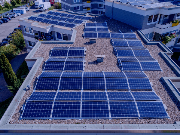 Energia solar: A nova fonte de lucro e valorização para empresas inteligentes