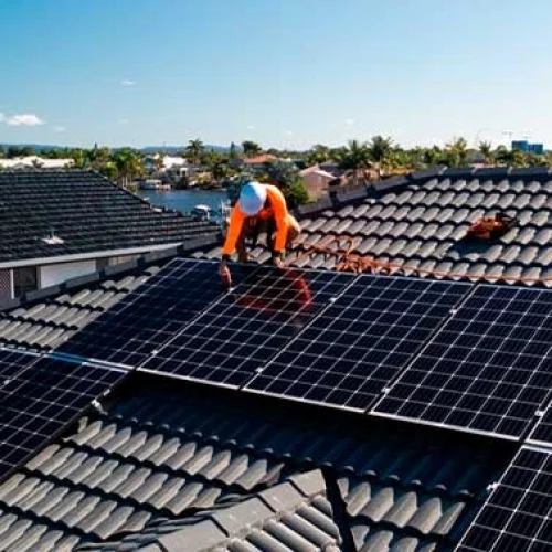 O que fazer quando seu painel solar antigo precisa ser substituído e o modelo não existe mais?